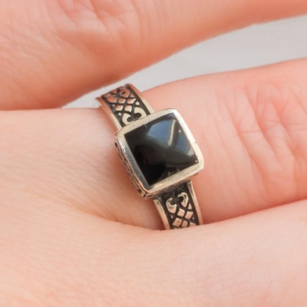 Sterling Silver 925 Onyx Ring | Size 5 ¼ | Silpada Maker